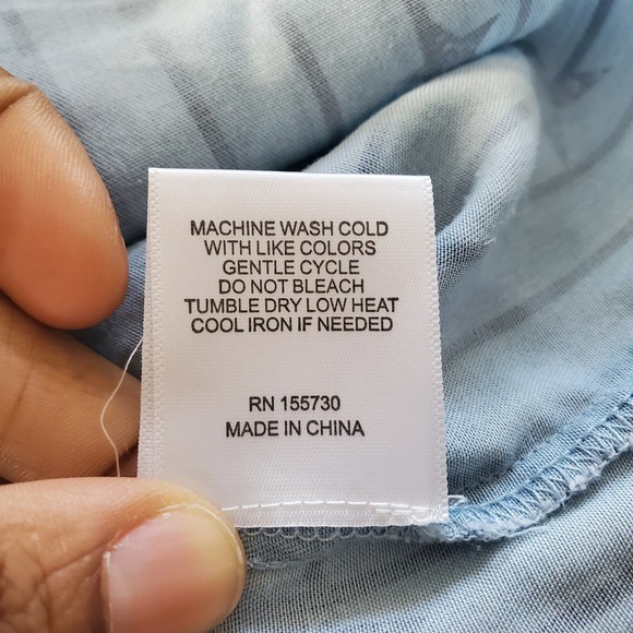 Jane + Delancey Blue Stars & Stripes Short Sleeve Button Down Top Size L - Picture 8 of 8
